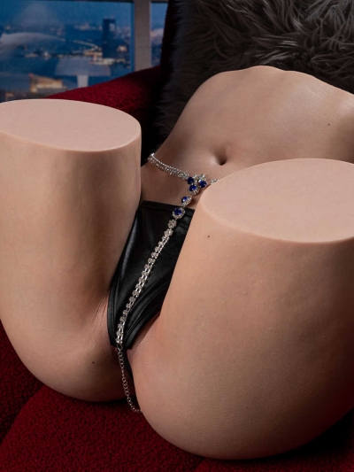 Samantha Realistic TPE Doll - Lifelike, Flexible & Sensual